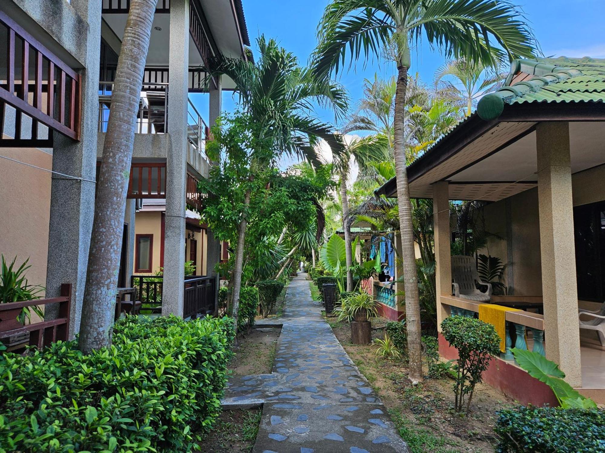 Lanta Riviera Beach Resort Koh Lanta Bagian luar foto