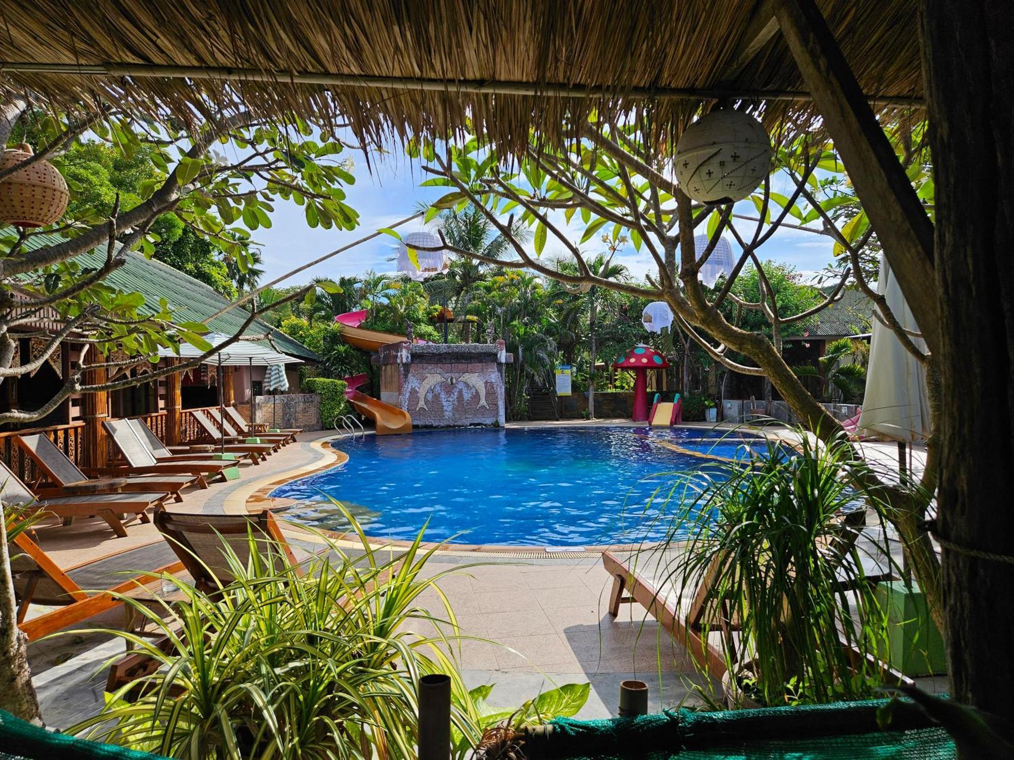 Lanta Riviera Beach Resort Koh Lanta Bagian luar foto