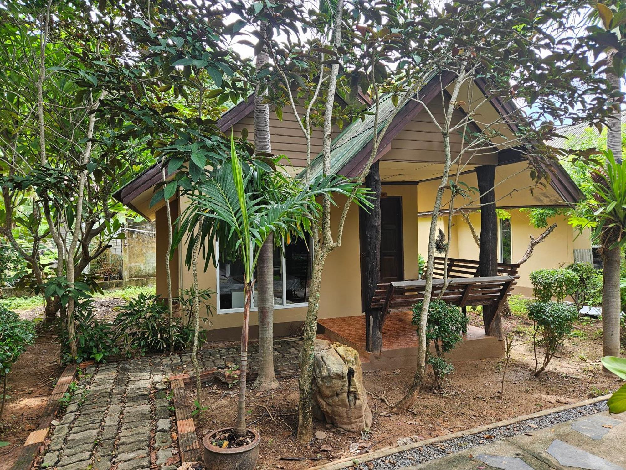 Lanta Riviera Beach Resort Koh Lanta Bagian luar foto